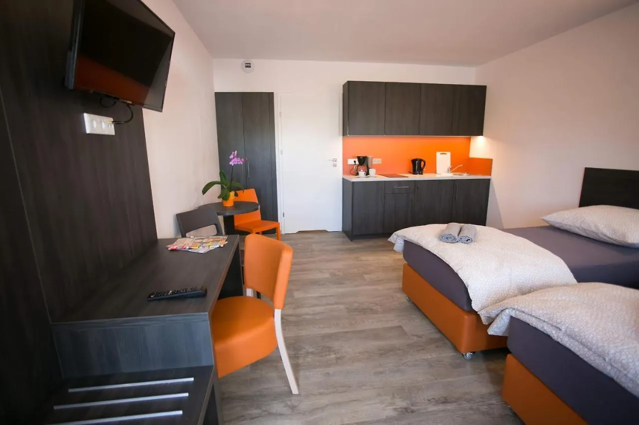 Apartments A7 Amburgo 2*,  Germania